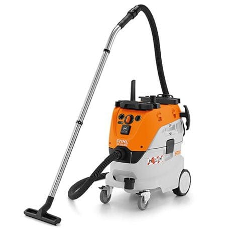 SE 133 ME STIHL Σκούπα για στεγνά και υγρά εδάφη STIHL